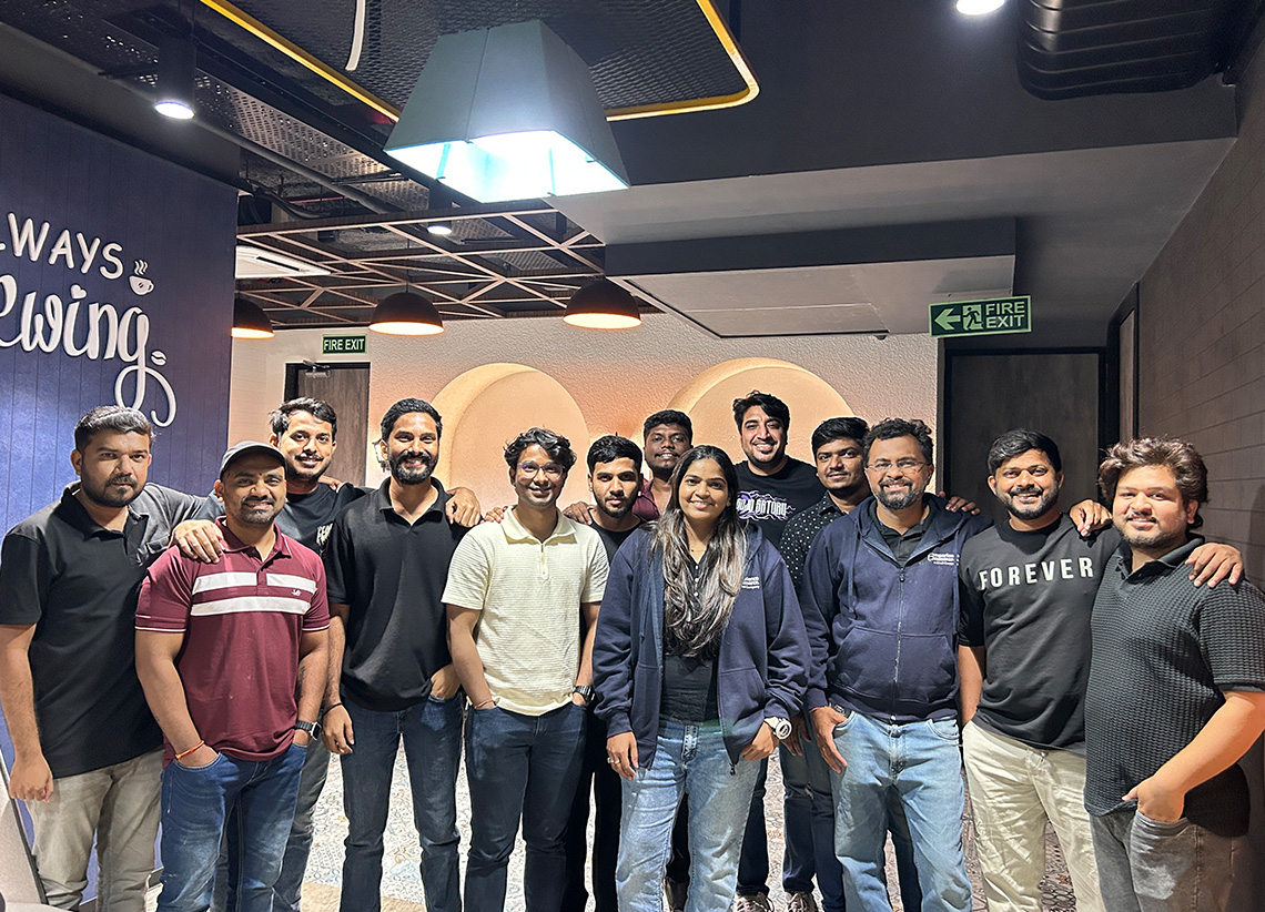 team-image